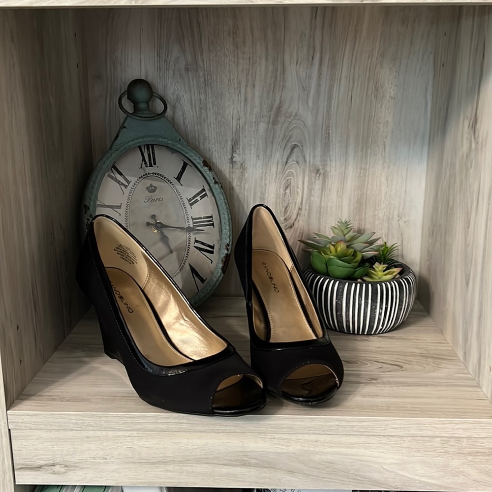🔥🔥Bandolino Takisha Black Peep Toe Mule🔥🔥